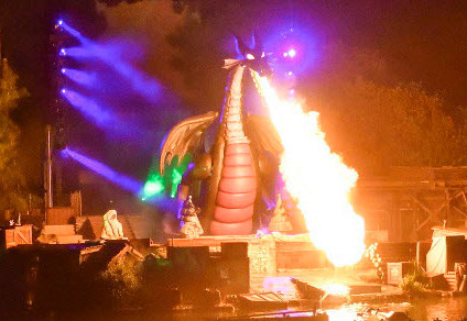 Fire breathing dragon animatronic the the Disneyland Fantasmic! Show